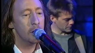 Julian Lennon & me,  Saltwater chords