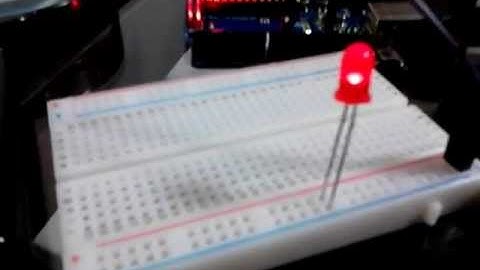 ARDUINO: Acendendo um LED usando a porta analógica e a linguagem Scratch