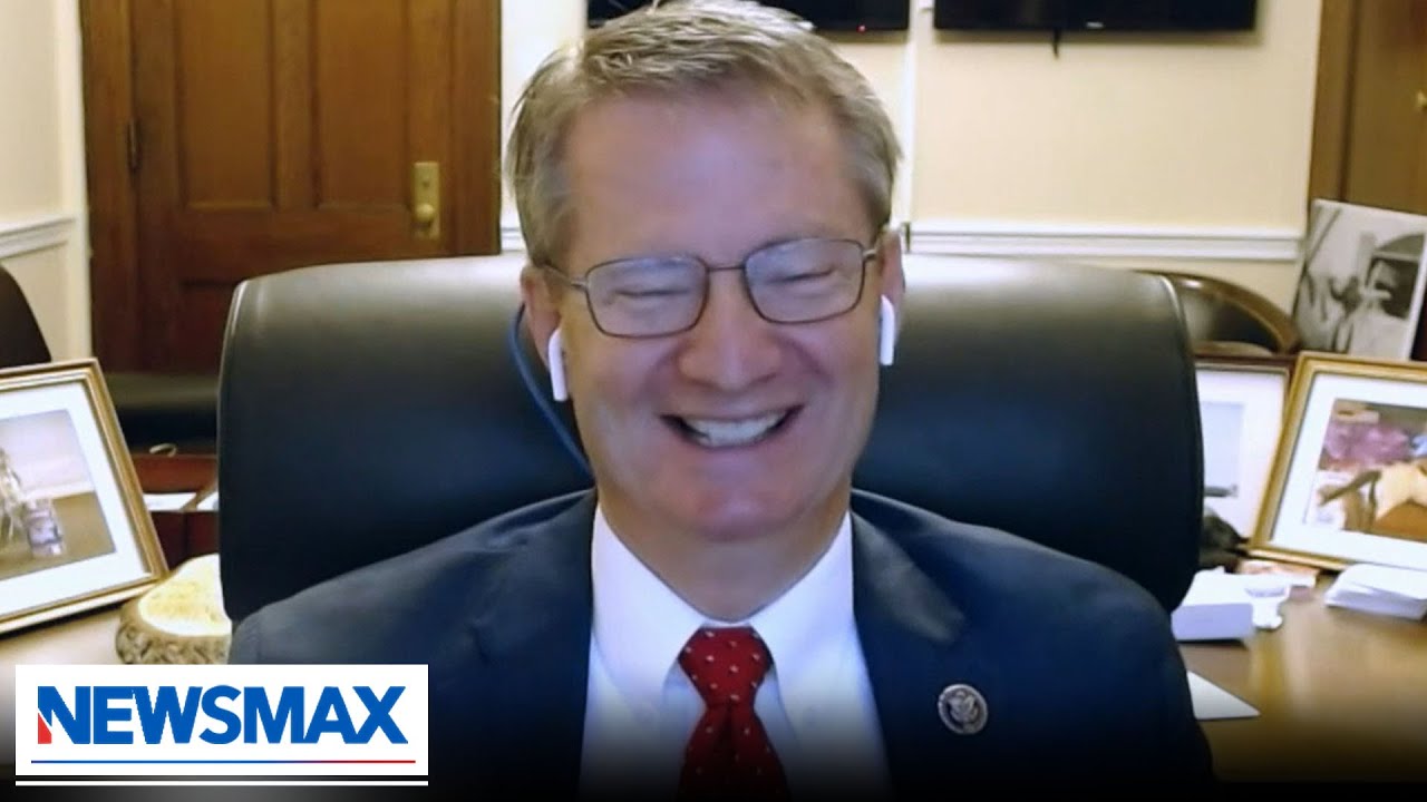 Congressman saved man's life at Veterans Day event | Wake Up America