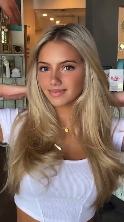 Hot Blonde Girl #shorts #hot #blonde