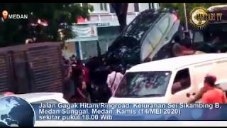 Tabrakan Beruntun  Didepan Manhattan Square||gantaritv