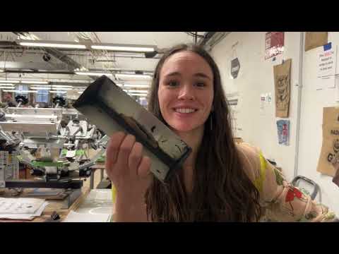 Burning a silkscreen