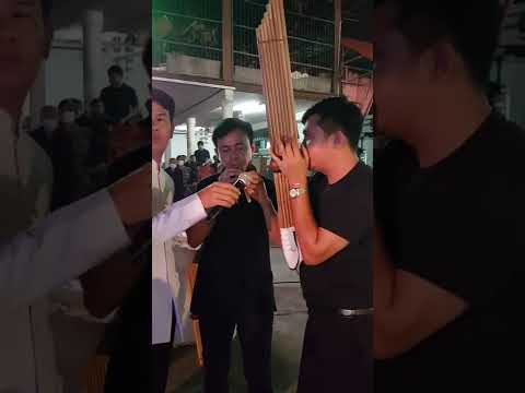 เสียงปีภูไทผสมเสียงพระเทศน์ ในงานส่งสการหมอแคนอำพันธ์ ม้าย่อง
