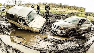 Off-road cars 4x4 - Extreme Road Compilation | Cars Stuck in Mud 2018