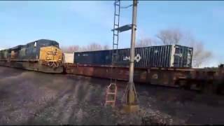 Live Streaming 2 CSX Trains Meet YouTube Mobile App