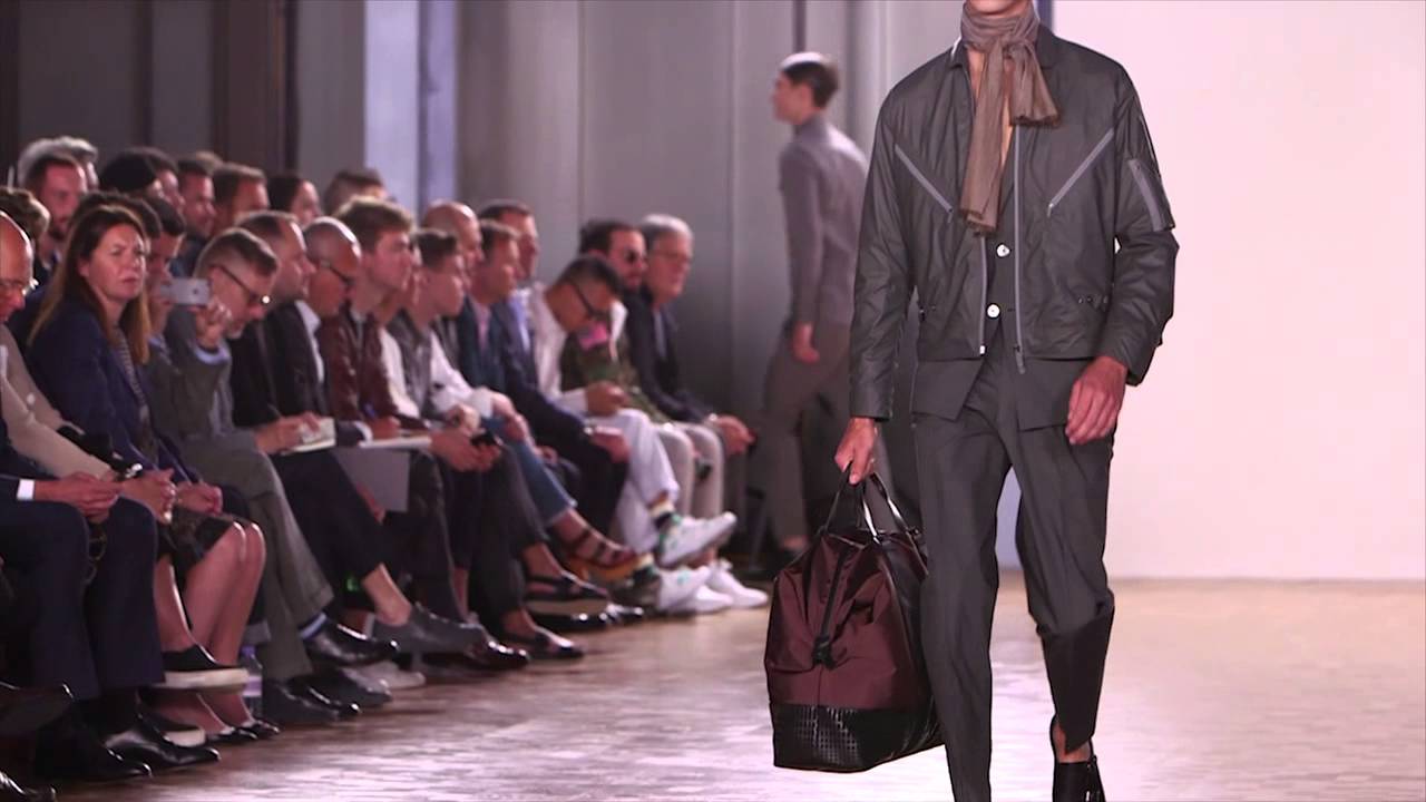 Hardy Amies SS16 LCM Show