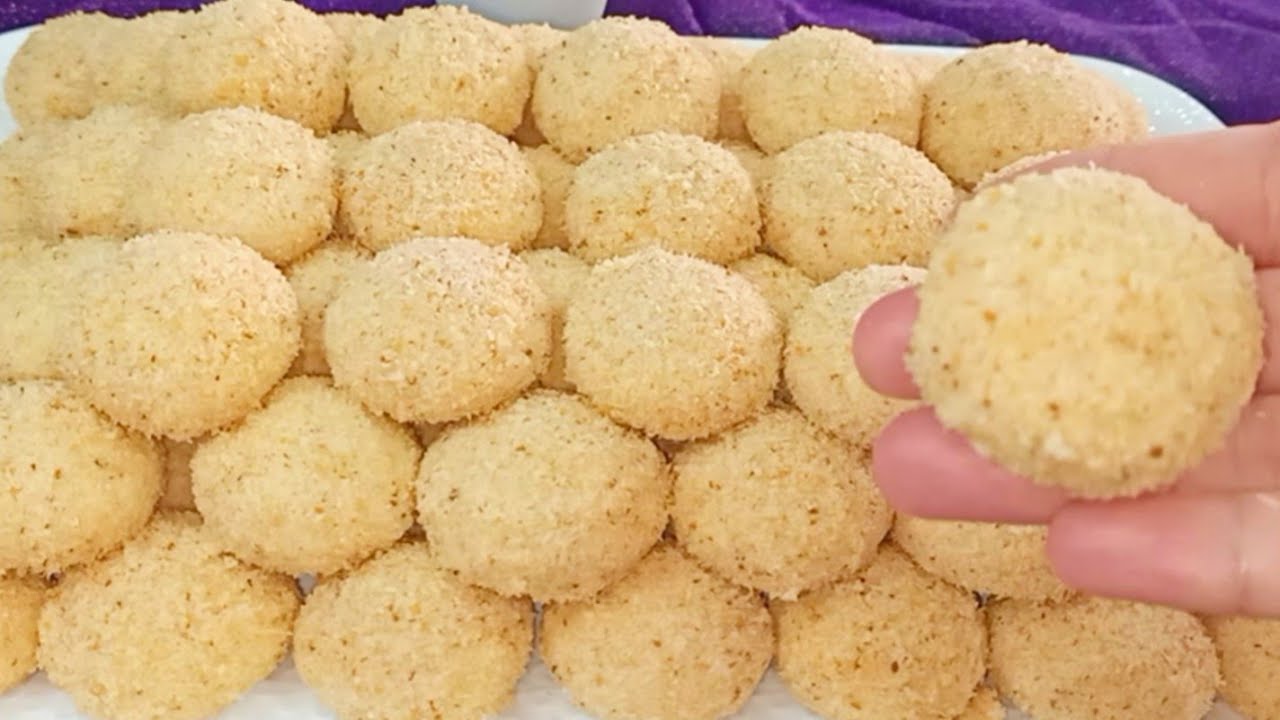 حلويات العيد غريبة الخليط جد رائعة بدون بيض هشة تدوب بالفم ولذيذة بزاااااف تعطي اكثر من 50 حبة 的youtube视频效果分析报告 Noxinfluencer