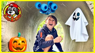 Download Lagu MONSTER TRUCKS PLAY AT THE PARK 🎃 GRAVE DIGGER'S HAUNTED HALLOWEEN PLAYGROUND MP3 Download Lagu MONSTER TRUCKS PLAY AT THE PARK 🎃 GRAVE DIGGER'S HAUNTED HALLOWEEN PLAYGROUND MP3