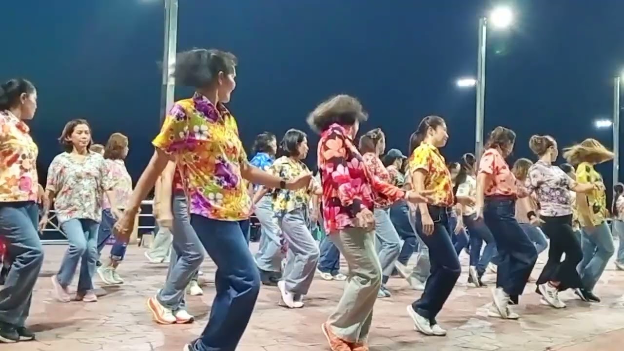 ดอกฟ้าเมืองไทย