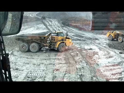 Drifting a 40 Ton Dump Truck