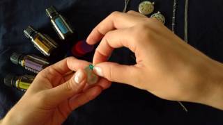 How to change the felt pad in the essential oil diffuser pendant