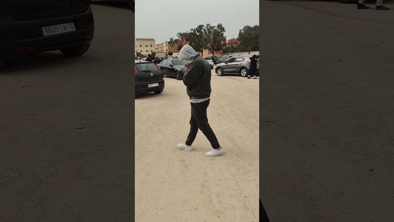 من سوق السيارات المستعملة خريبكة اليوم مرحبا بالجميع على قناة اوطو عمر 06.11.81.46.46