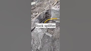 Piston rock splitter for easy opening of granite