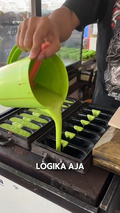 kue pukis pandan empuk #viraltiktok #kuetradisional #pukispandan #short #kuliner #idejualan #food