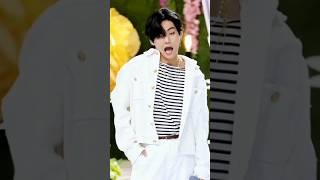 out fit 😉 song by Nancy 🥰 V