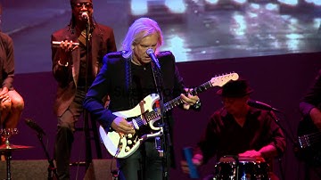 Joe Walsh performs at International Myeloma Foundation 6t...