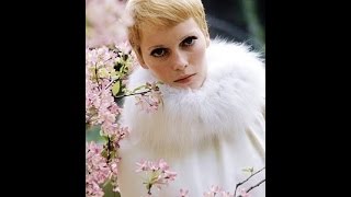 Video thumbnail of "FRANK SINATRA "STRANGERS IN THE NIGHT", MIA FARROW TRIBUTE BEST (HD QUALITY)"