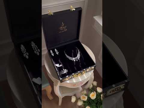 الأربش خصم 50 الى 60 خاص ليوم الوطني ذهب للبيع 