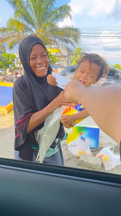 Menetes air mata inj, melihat IBU dan ANAK ini mencari rezeki bersama #shorts