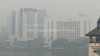 Sarawak town chokes as haze pushes air pollution past Malaysia’s emergency threshold screenshot 1