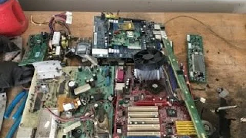 Scrapping circuit boards for beginners.