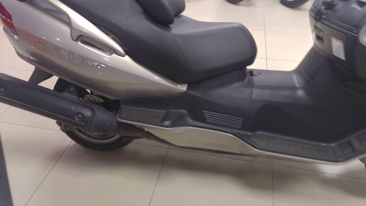 Suzuki Skywave 650 39022