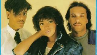 SHALAMAR-somewhere there's a love