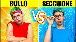 BULLI😎 vs SECCHIONI😰 a SCUOLA (Crazie e Foxy)