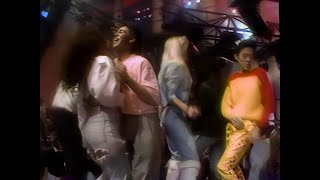 Video thumbnail of "Club MTV - Love Overboard *1988*"
