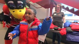 Operation Warm and MB Financial Provide Kids with New Coats – Chicago 2018