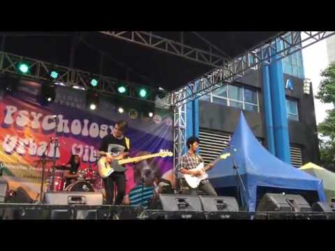 Flowthentic - Rejected (Live at Psychology Urban Vibes Fest) Universitas Persada Indonesia Y.A.I