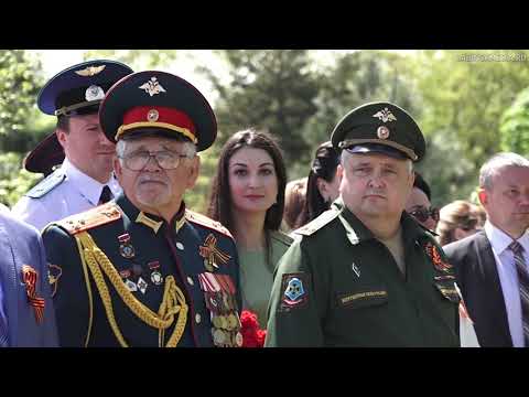 На площади Победы появился ещё один памятник