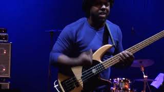 Victor Wooten The Lesson / Norwegian Wood amazing bass solo at Berklee Valencia Oct 2012