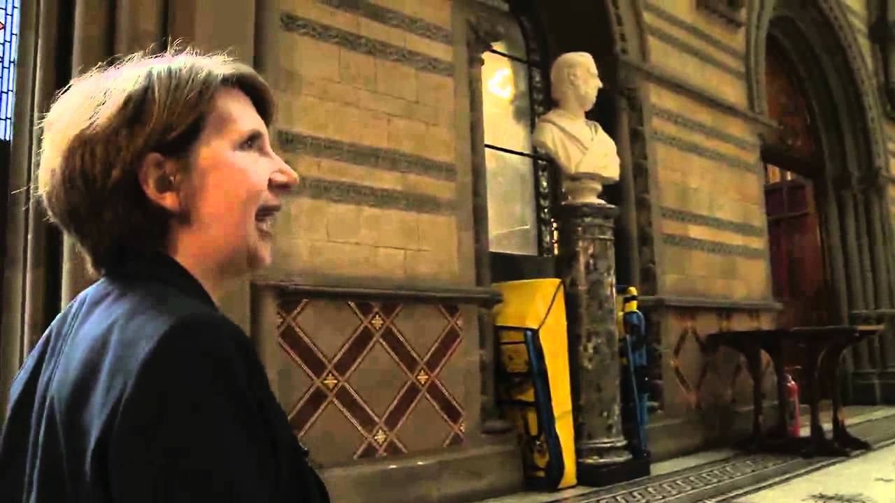 Film backdrop image for Manchester town hall: 'A building that understands its place in history' (2011)
