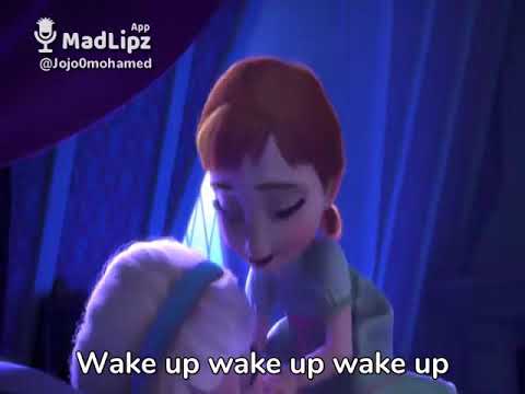 فتاه تقلد السا وآنا في صغرهم