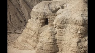 Summary Of The Message Of The Scrolls By Yigael Yadin