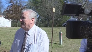 Pastor killed with his own gun in east Texas church shooting after confronting manhunt suspect, sher