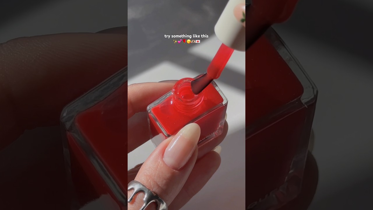 anyone can do this nail art (no tools required) 👀💌💕😘🌹 