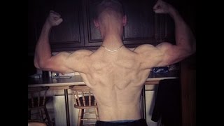 18 year old ripped bodybuilding posing