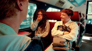 Thijs - First Class Date (Officiële Video)