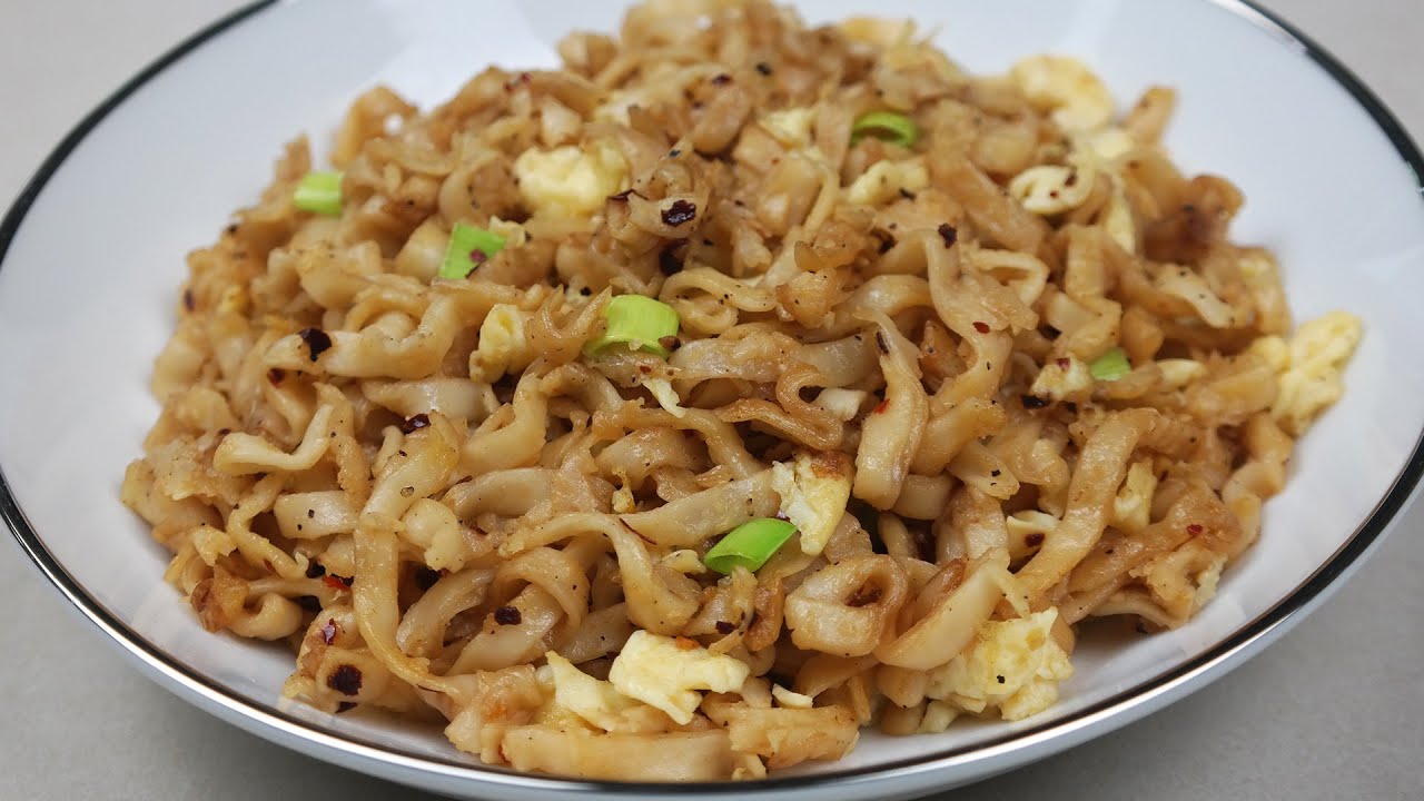 බිත්තරයයි නූඩ්ල්ස් පැකට් 1යි තියෙනවනම් දවසම ගොඩ Simple Instant