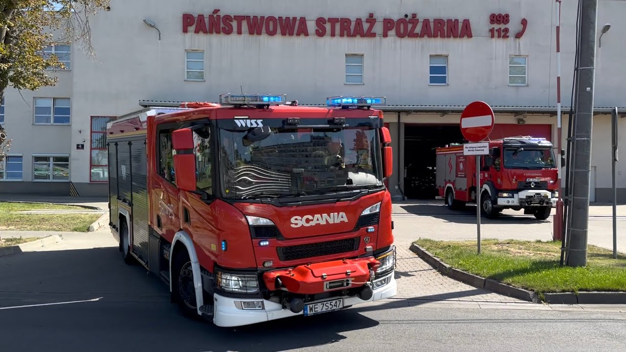 Wyjazd alarmowy sekcji w składzie 581[M]25, 21 do dachowania samochodu. JRG Pruszków.