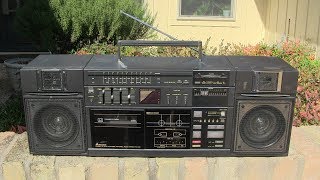 Inside Mitsubishi Tx-L50 Cassette Auto-Changer Portable Audio System