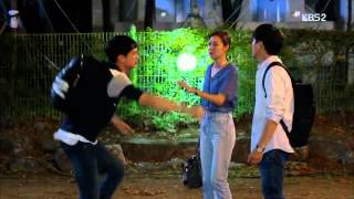 Download Lagu Kim Soo Hyun \u0026 Cha Tae Hyun - Kiss Scene [Producer] MP3