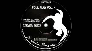 Miniatura de vídeo de "Foul Play feat. Denise Gordon - Music is the Key (HQ)"