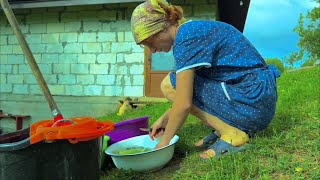 видео: Марія консервує помідори, огірки і кабачки з власного городу, запаси на зиму картинка: Марія консервує помідори, огірки і кабачки з власного городу, запаси на зиму