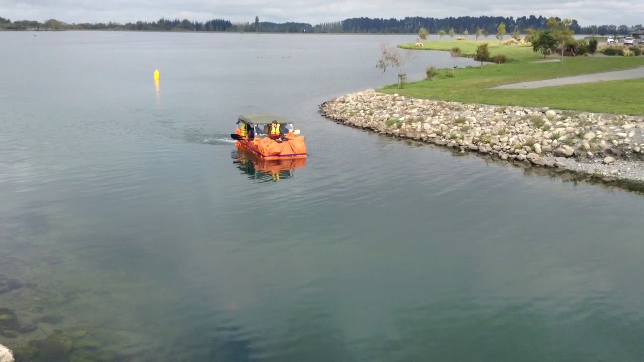 Floating Land Rover New Zealand #1 - YouTube