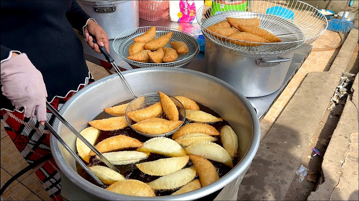 Delicious Crispy Dumplings With Two Flavors - Popular Food and Snack in Cambodia