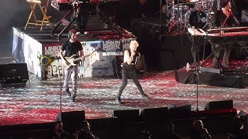 Linkin Park & Friends (Sum 41) The catalyst