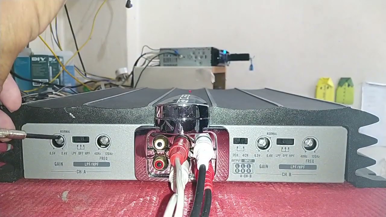GM-X7400 Carrozzeria Pioneer 4 Channel Amplifier - YouTube